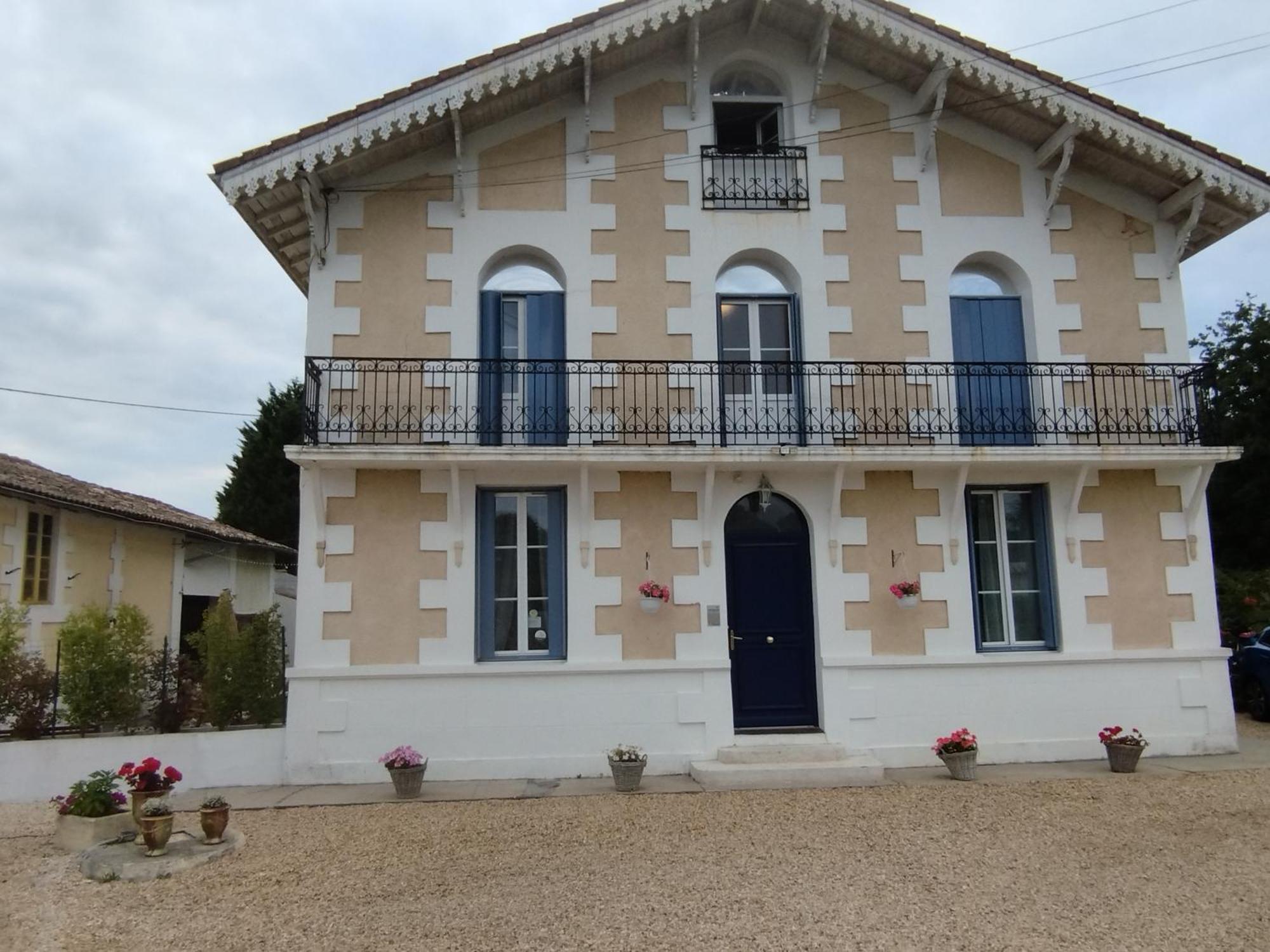مبيت وإفطار Montendre Montplaisir المظهر الخارجي الصورة